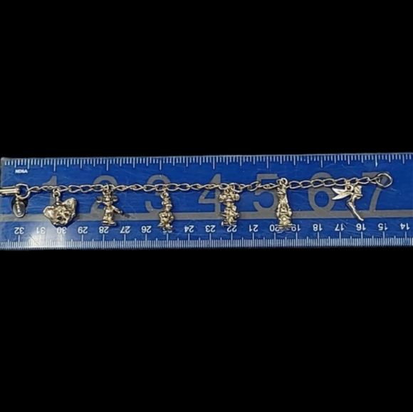 VINTAGE DISNEY CHILDS SILVER TONE 6 CHARMS BRACELET - Picture 3 of 10